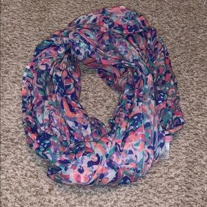Lilly Pulitzer infinity scarf gently worn